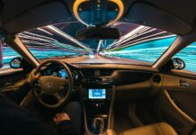 고속도로에 자율주행 화물차 달린다…시범운행지구 지정 추진 time lapse photography of man riding car